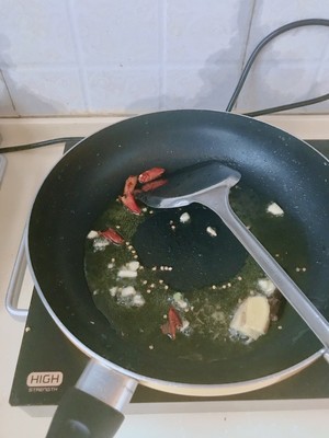 Soup of mushroom of tomato acupuncture needle, the practice measure of super delicacy 2