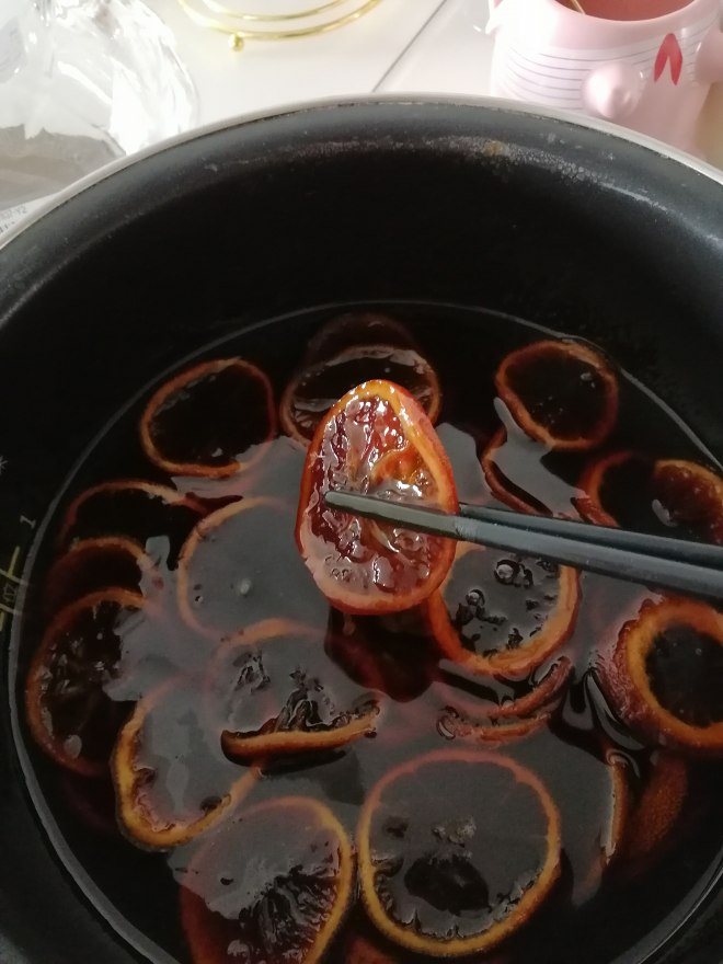 巻きひげの葉のヒョウモンのクリーム（0エラー）練習のレモン
