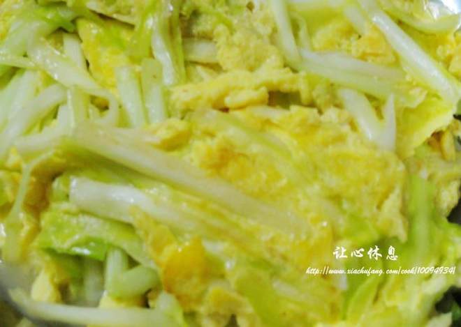 温床チャイブは卵の練習を揚げ、温床チャイブは卵を揚げるおいしい方法