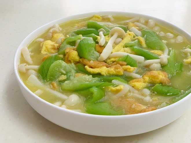 
The practice of Bai Yugu of braise of towel gourd egg, how to do delicious
