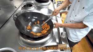 Hutch division commander teachs you: "Ground meat burns aubergine " practice of the daily life of a family, mouthfeel soft glutinous suits go with rice, the practice measure that collect 10