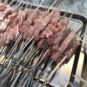 家族がバーベキューBBQを含むことを実践する手段 23 