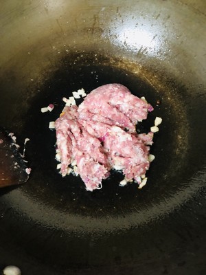 息子は練習を完全に食べることができます 食事のボウル3の挽肉豆の角の測定3 