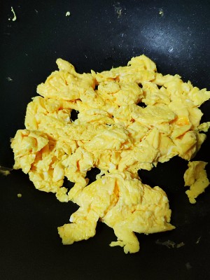 ニンジンが卵をスクランブルする練習方法 2 