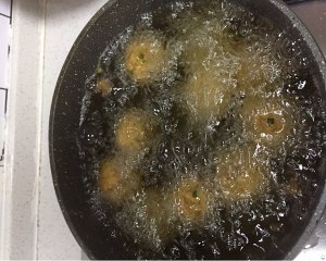 ハスの根をレンコンのボールに簡単に（ジョーカー料理）練習する 12 