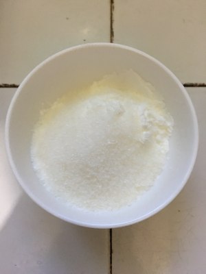 Trichromatic milk is small practice measure 9