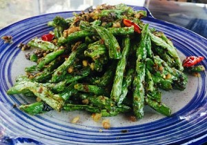 The practice measure of kidney bean of dry stir-fry before stewing 4