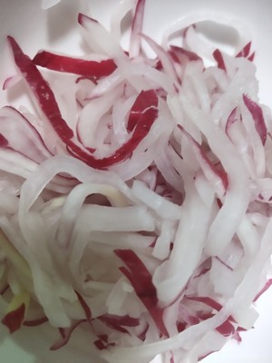 Tastily the practice measure of silk of turnip of cold and dressed with sause 5