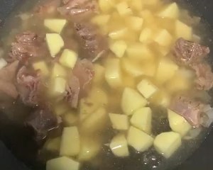 Quick worker dish - the practice measure of beef curry potato 4