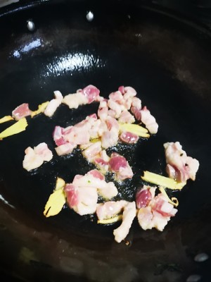 The practice measure that flesh of quick worker the daily life of a family fries fried bean curd 7