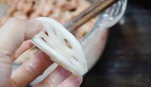 The practice measure of box of scamper lotus root 13
