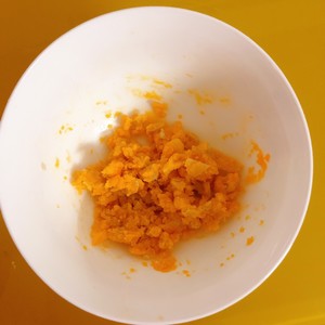 Pumpkin of salty yoke    (the practice measure that Xin Bailu is the same as a paragraph 6