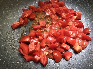 （脂肪を減らす食事）ハッチアートXiaobaiを保存し、トマトのホッジポッジドラムスティックのさいの目に切った肉の練習対策 3 