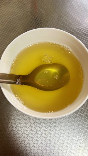 Small graceful leaves a kitchen. The practice measure of wing of sweet juice chicken 2