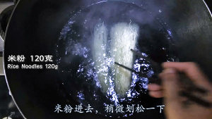 The egg fries ground rice, correct bubble sends dry ground rice, not broken, not the Tuo, practice measure that does not stick Q of boiler, mouthfeel to play 1