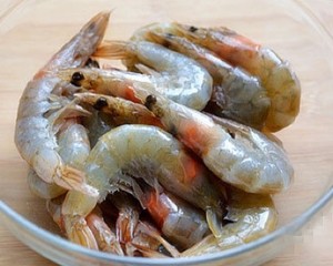 Take shelter from the wind the practice measure that the pond fries shrimp 1