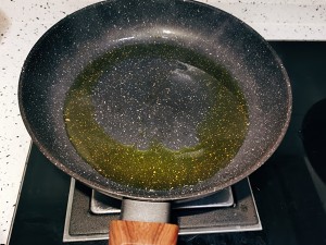  いくつかのホットスパイスプラントのいずれかの2倍の太鼓を打ちます3 