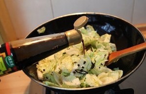 The practice measure that boil in water for a while fries cabbage 6