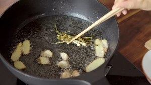Ground boiler chicken + contain red oil [graceful feed rude language] practice measure 17