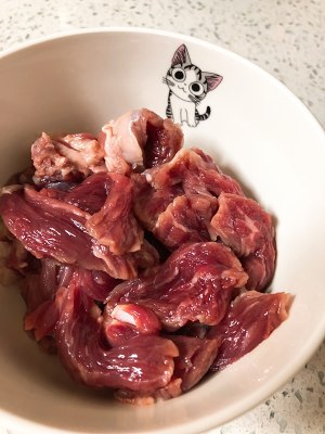 Celery fries beef to be done quickly together with me! Super tender! Quick worker of the daily life of a family is simple! practice measure 2