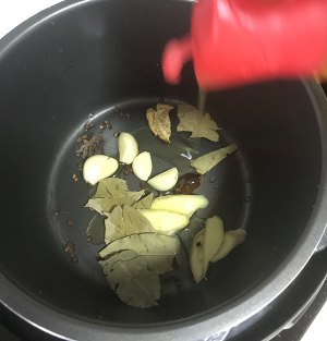 Stew pig foot - bright is fragile play a tooth - delicious to stop no less than coming (high-pressured boiler) practice measure 8