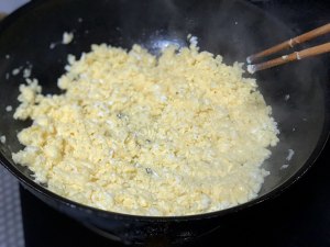 Boiled dumpling of juicily leek dried small shrimps (inside add crowded dumpling to reach press video of dumpling skin gimmick) practice measure 3