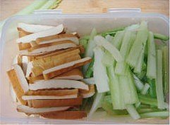 The practice measure that celery fries smoked bean curd 3