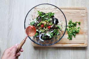 The practice measure of agaric of onion of cold and dressed with sause 11