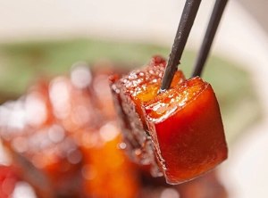 純粋な上海料理、醤油煮込みの肉の練習方法5