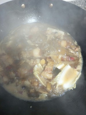 The practice measure of the pork noodles made from bean or sweet potato starch that stew 6