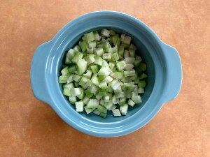 The practice measure of the cake of towel gourd egg that exceeds quick worker 2