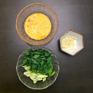 The practice measure that garlic sweet egg fries a meal 1