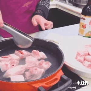 純粋な上海料理、醤油で煮込んだ蒸し肉の練習方法1