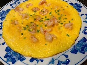 The practice measure of omelette of shelled fresh shrimps 6