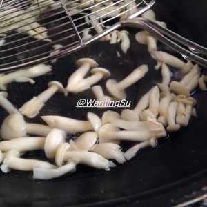The practice measure of stay of proceedings of eggplant juice seafood 1