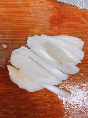 Do not put gourmet powder, salt, 