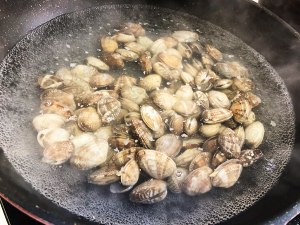 Sauce is sweet the practice measure that fries clam of a cycle of sixty years 2