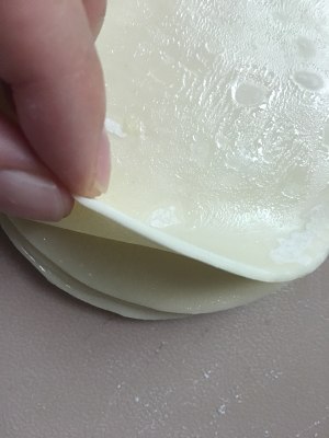 Layer upon layer crisp sweet need not the practice measure that roll face learns green deep-fried dough cake easily simply 5