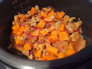 The practice measure of meal of stew of beef of carrot Xianggu mushroom 9