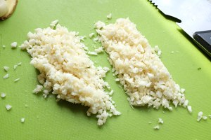 The practice measure of garlic sweet chop 1
