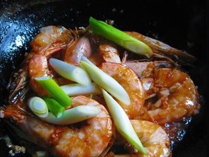 The practice measure of oily stew prawn 4