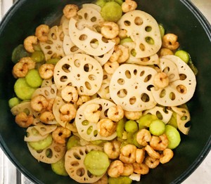 Green melon lotus root piece the practice measure that fries shelled fresh shrimps 6