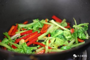 Holand豆が豆を揚げて作業する4