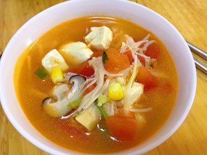 超と食欲をそそるトマトの鍼の進行の滞在の豆腐のスープの実践対策 4 