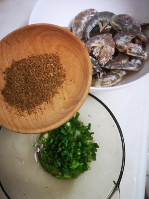  ロースト・プリックリー・アッシュと塩で作った調味料のエビ（サクサクした甘さを超える）練習法6 