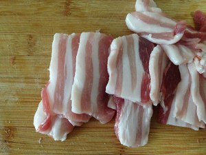 ステーキ肉のポテトチップスの練習対策 煮込む前に乾燥炒め3 