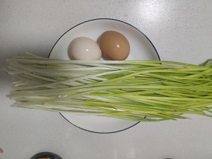 The practice measure that garlic bolt of the daily life of a family scrambles egg 1