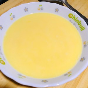 The practice measure of a thick soup of ground meat egg 2
