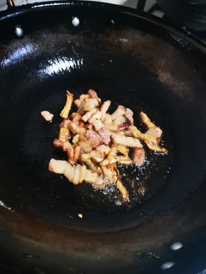 家族の日常生活の素早い労働者の肉が揚げ豆腐8