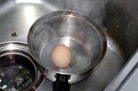 「98％成功4の柔らかい卵黄のゆで卵の戦略の実践尺度4」